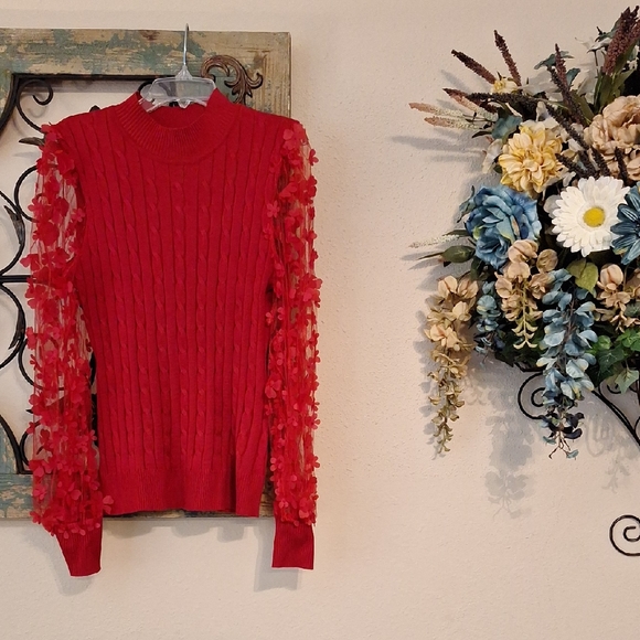 Cato Red Sweater with Floral Accents. NWOT Excellent Condition Size Medium - Picture 4 of 8